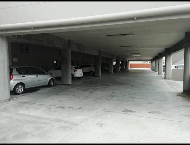 824M² OFFICE RENTED IN NEWTON PARK